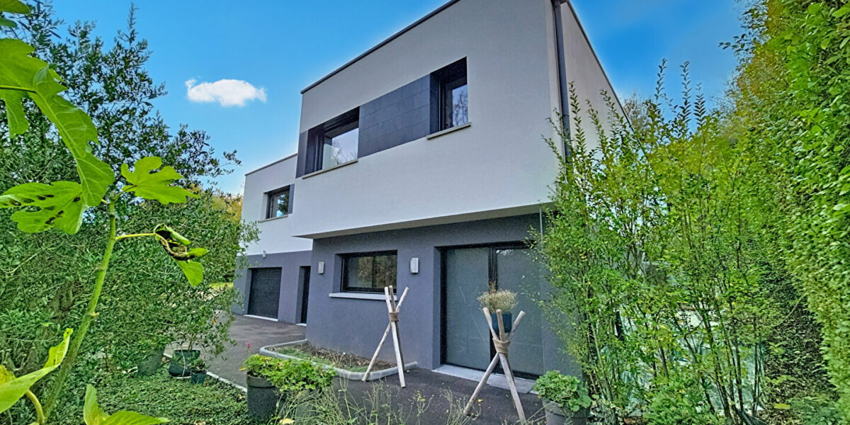 Maison Saint Leger Du Bourg Denis 8 pièce(s) 171 m2