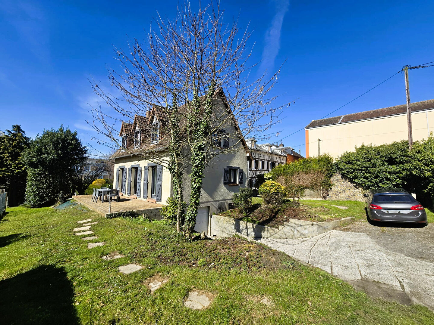 Maison 5 pièce(s) 105 m2