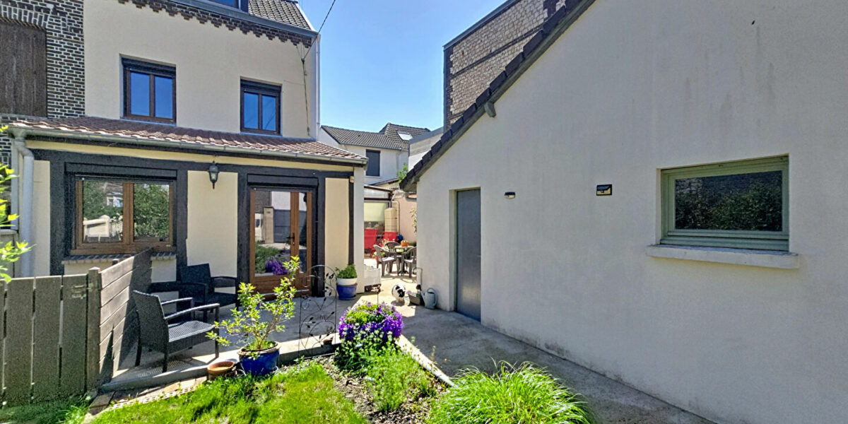 Maison Le Petit Quevilly 7 pièce(s) 131 m2