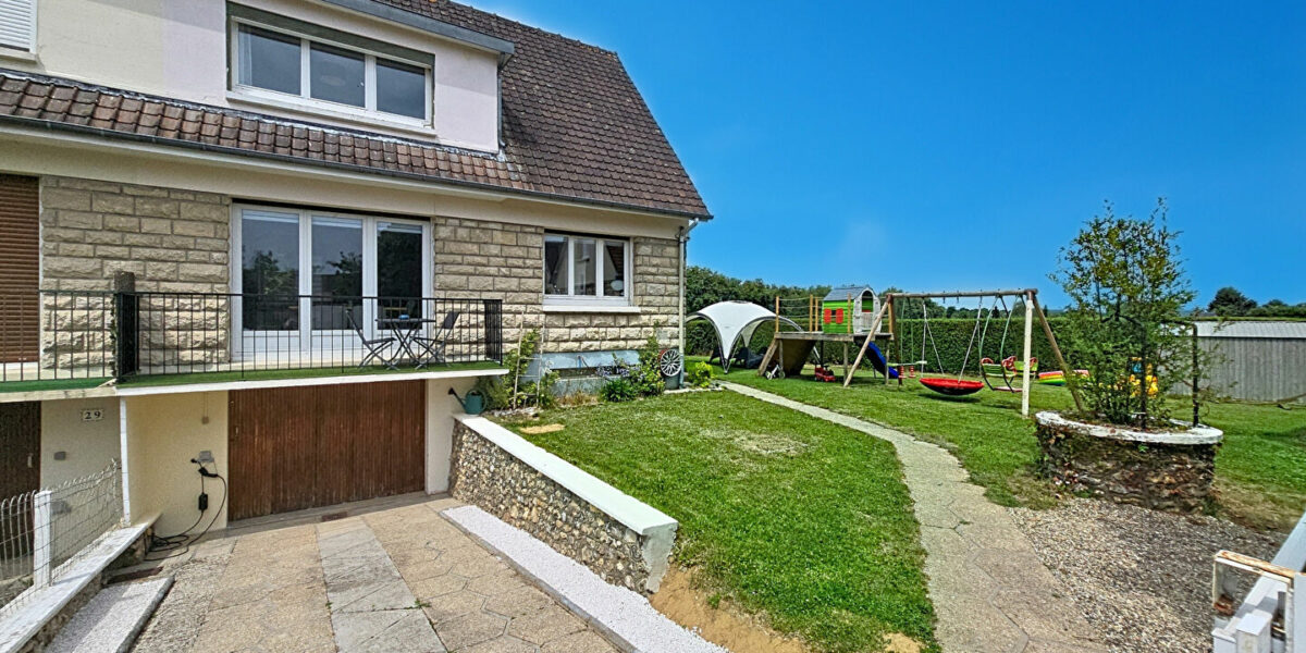 Maison Quincampoix 4 pièce(s) 84,32 m2